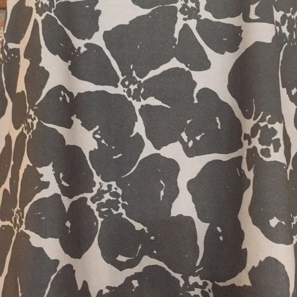 Roxy hibiscus Camo Tank - Picture 2 of 5